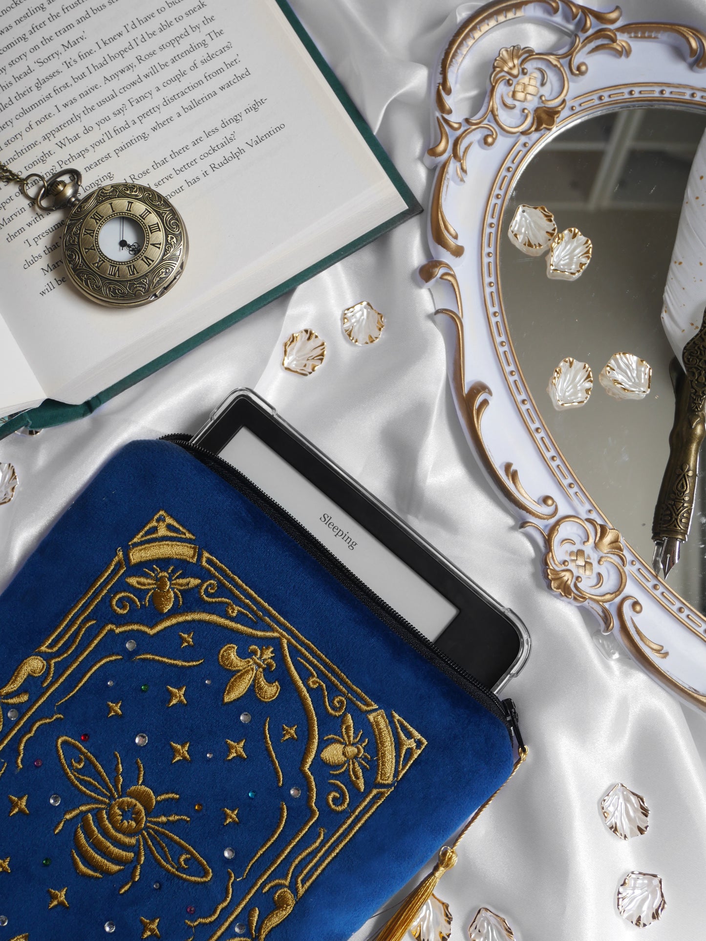 The Royal Trove - E-Reader & Kindle Sleeve