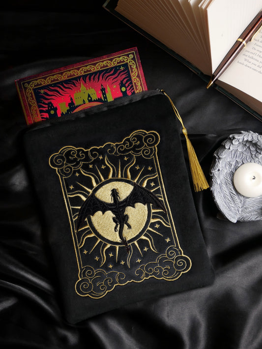 Dragonkind Black - Book Sleeve